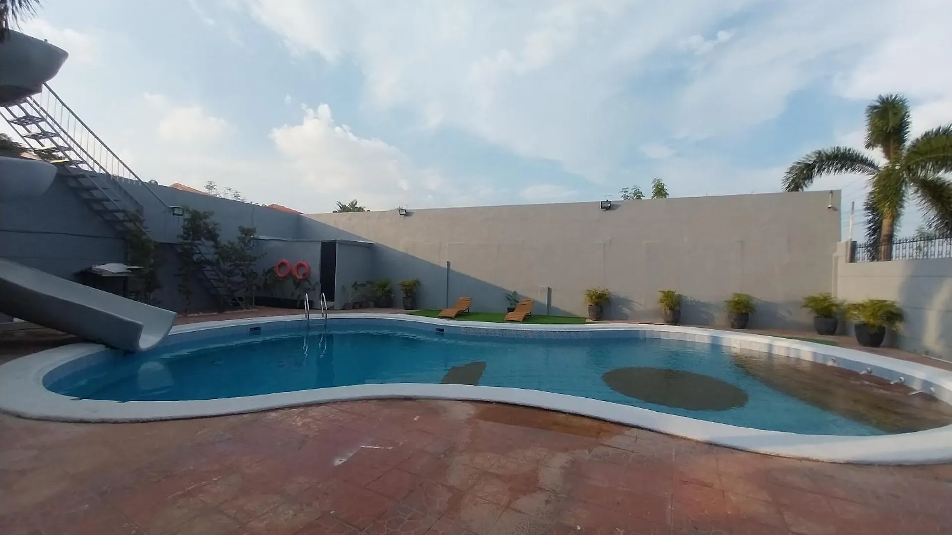 Sunny At Dje Villa Angeles